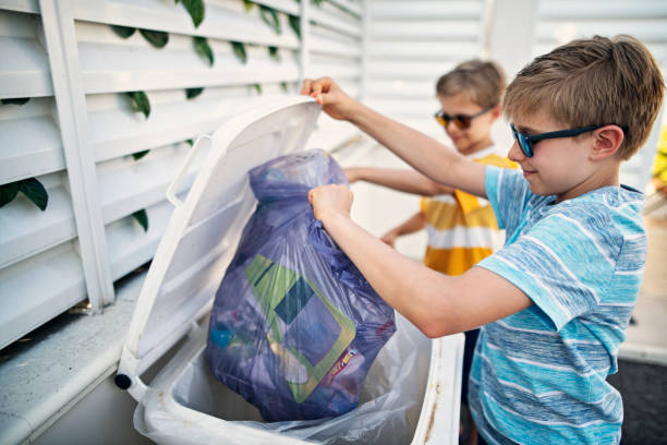 Best Commercial Cleanout Services  in Central Point, OR